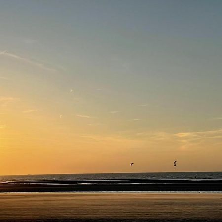 Moderne Studio Aan Het Strand In Oostduinkerke-Bad Koksijde Exteriér fotografie