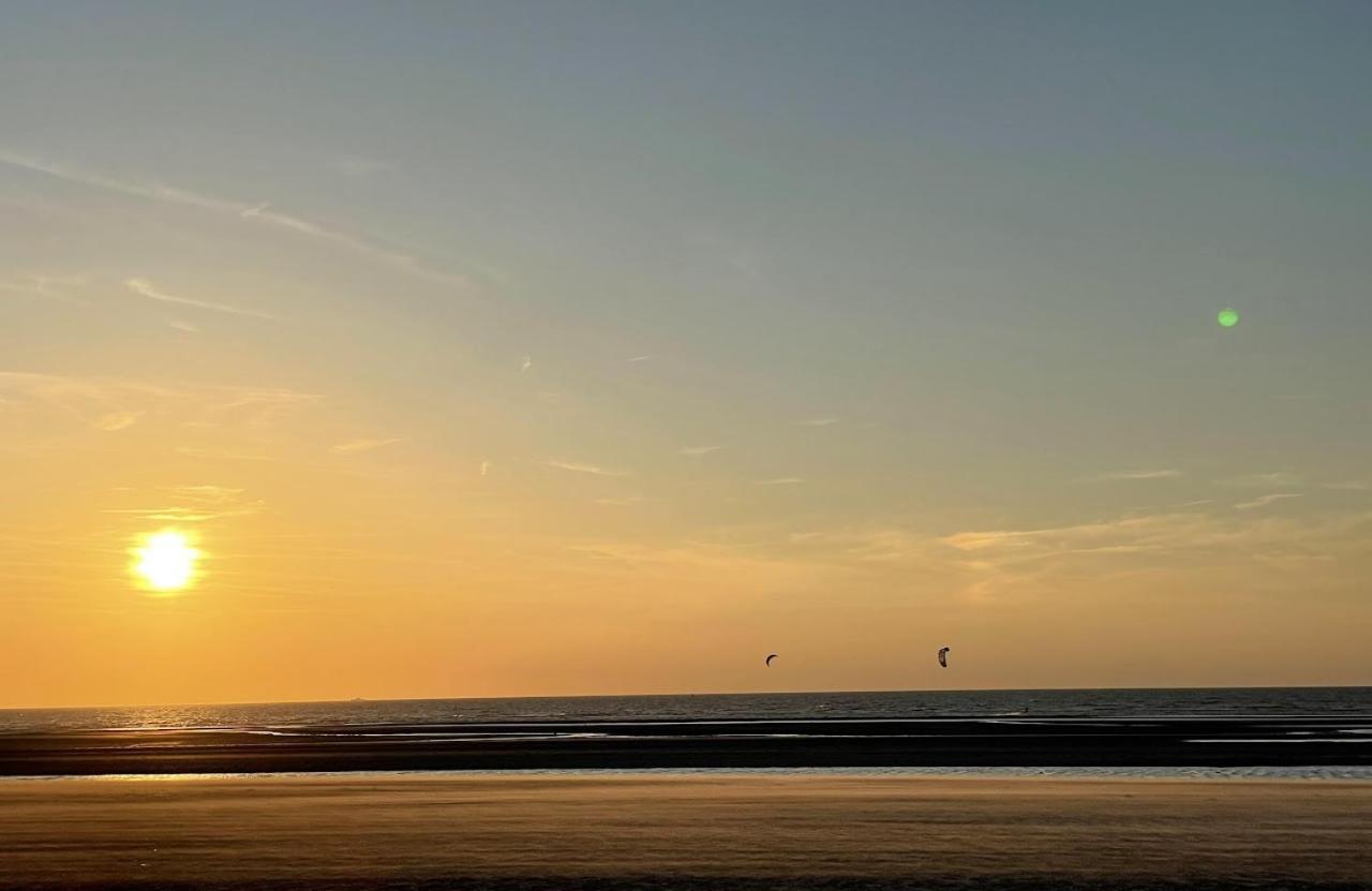 Moderne Studio Aan Het Strand In Oostduinkerke-Bad Koksijde Exteriér fotografie